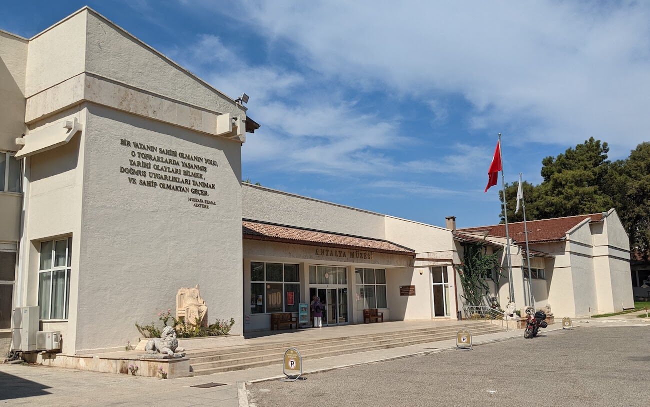 archaeology_museum1