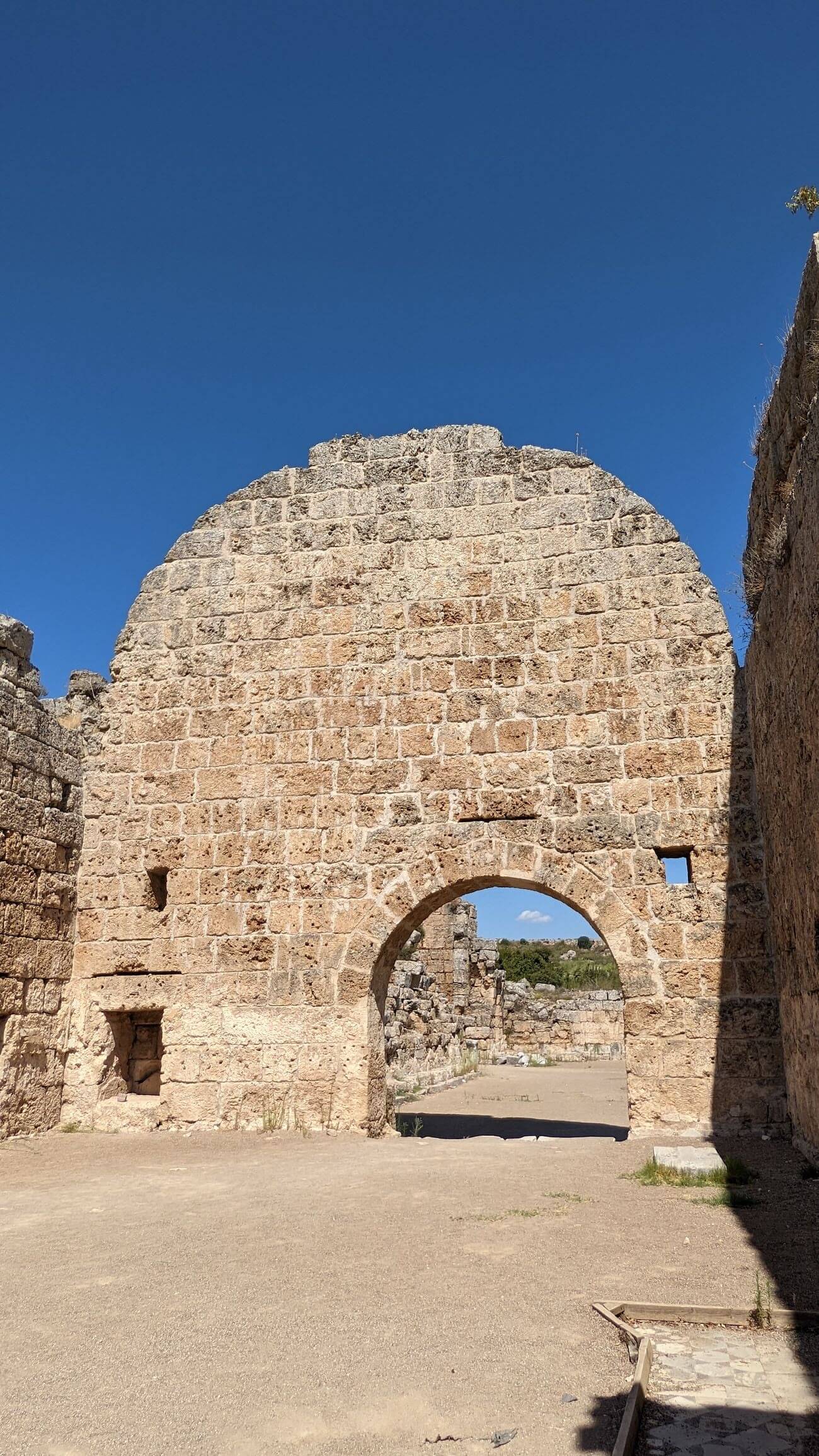 perge28