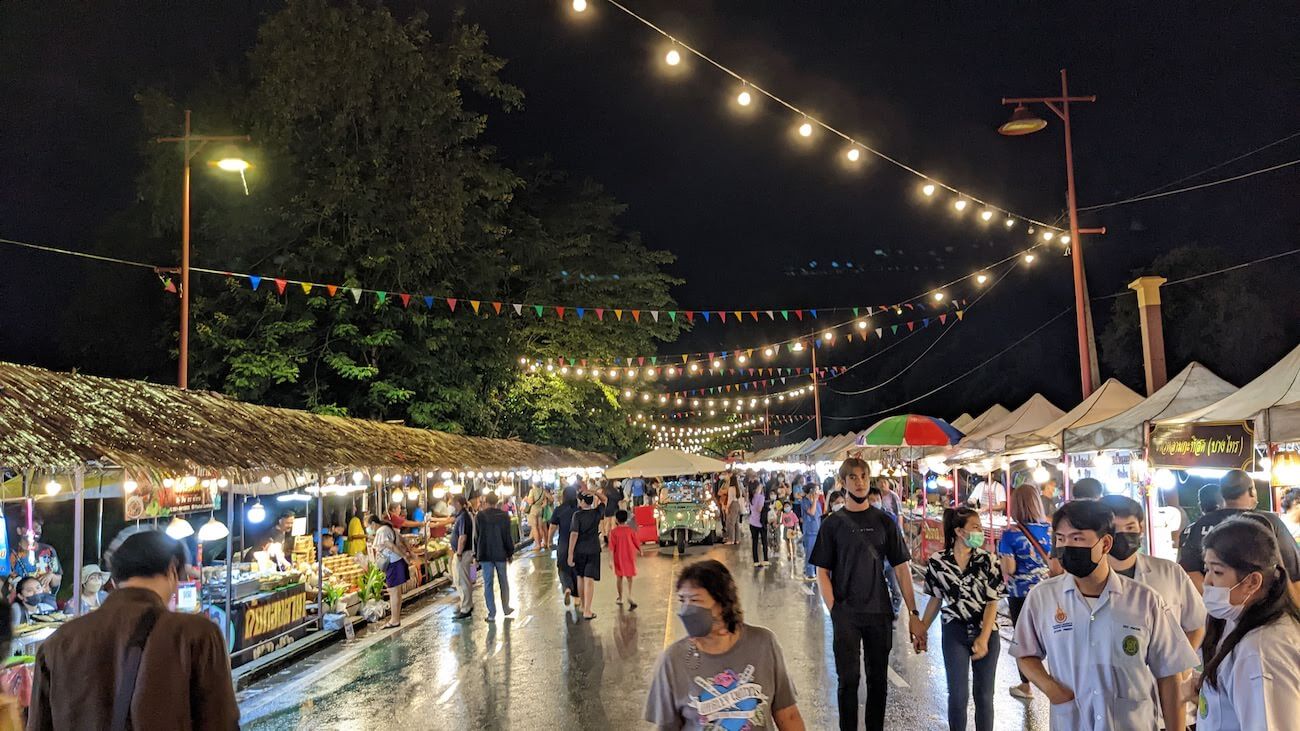 night_market1