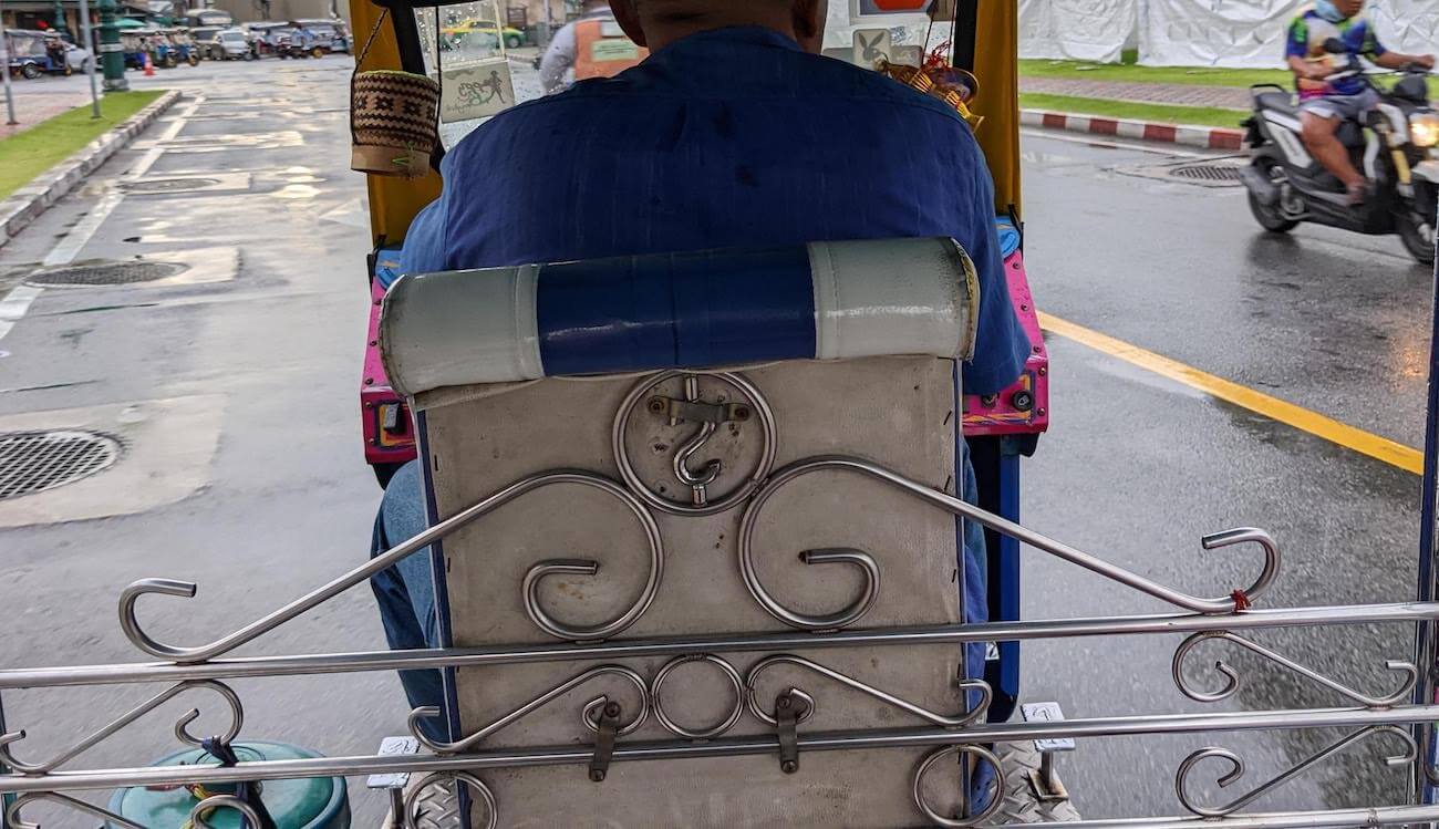 tuktuk1