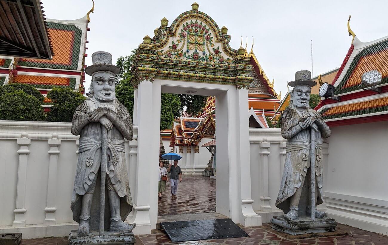 wat_pho13