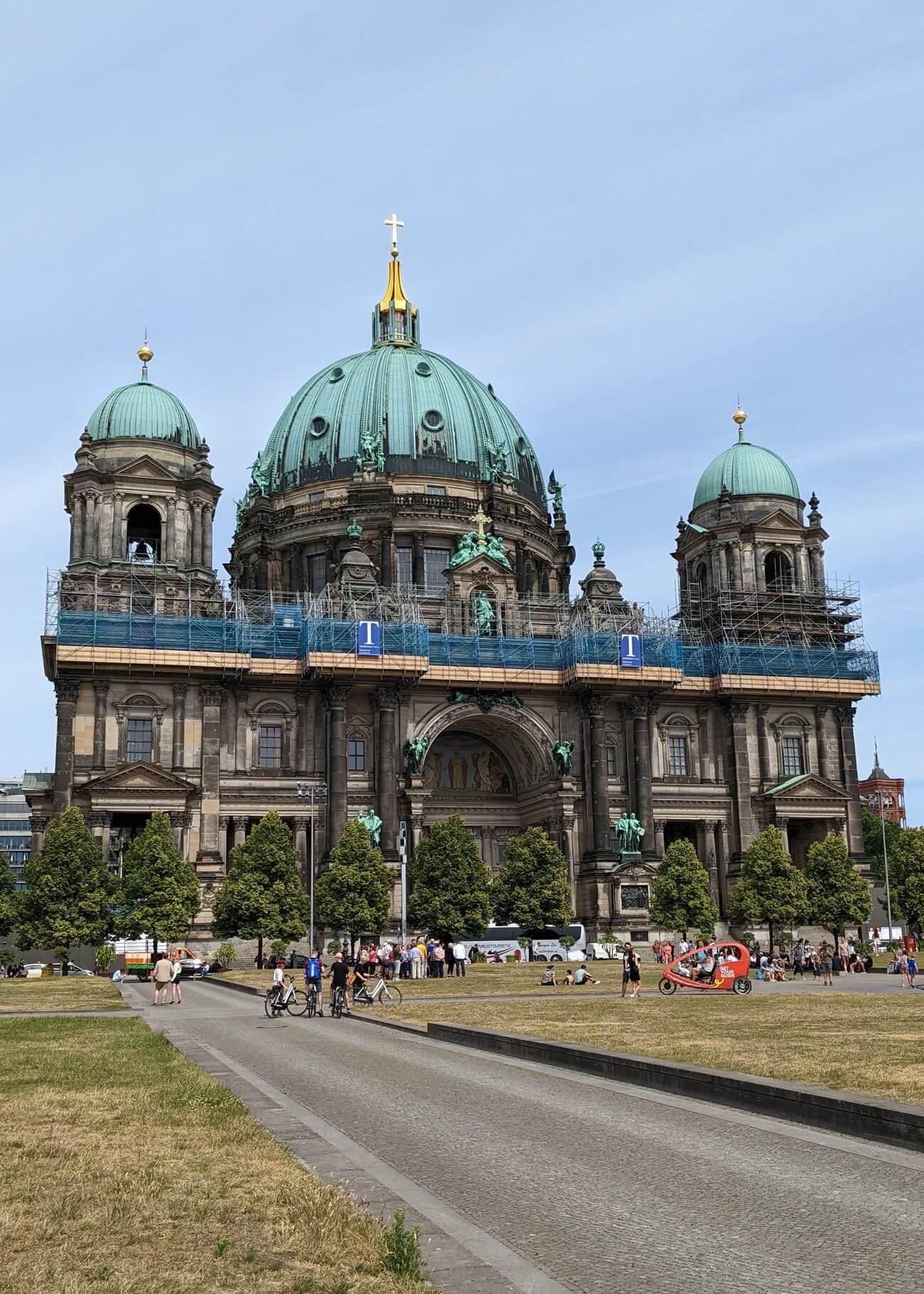 dom1