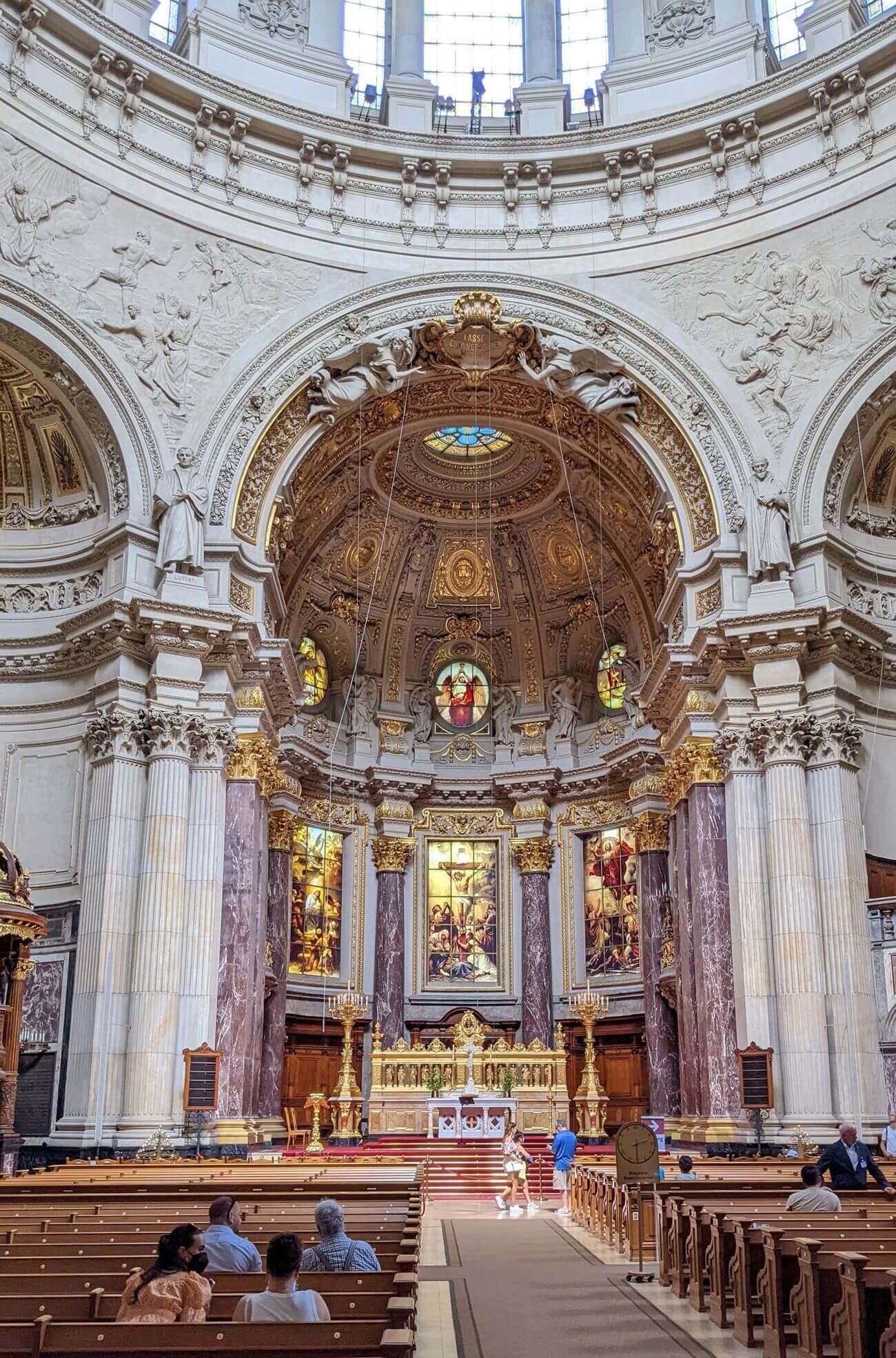 dom2