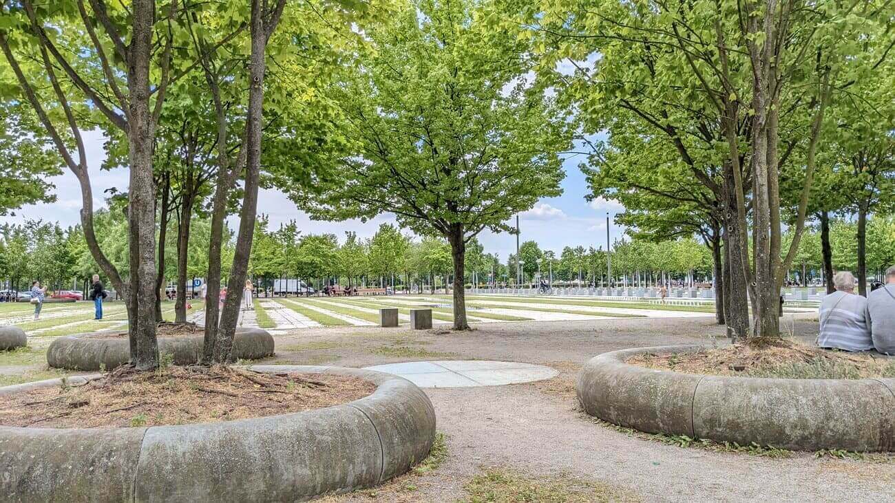 platz_der_republik1