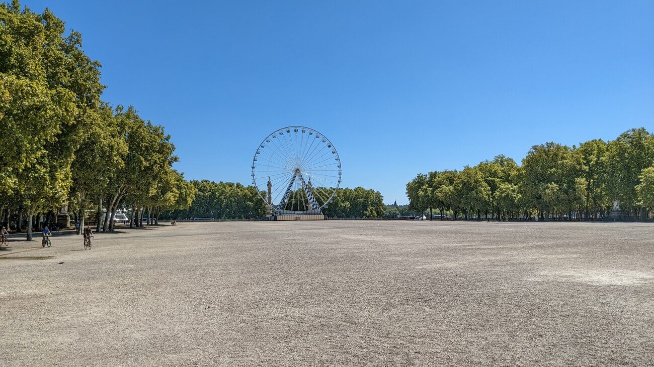 place_des_quinconces2