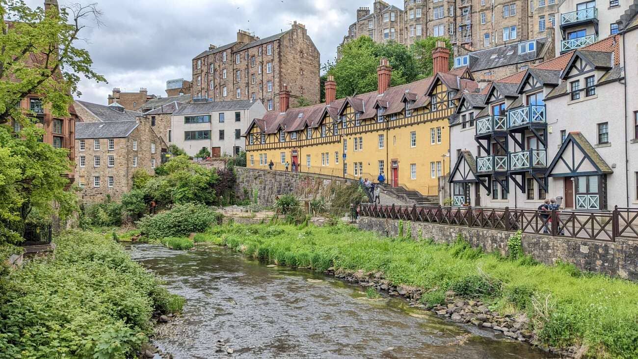 dean_village2