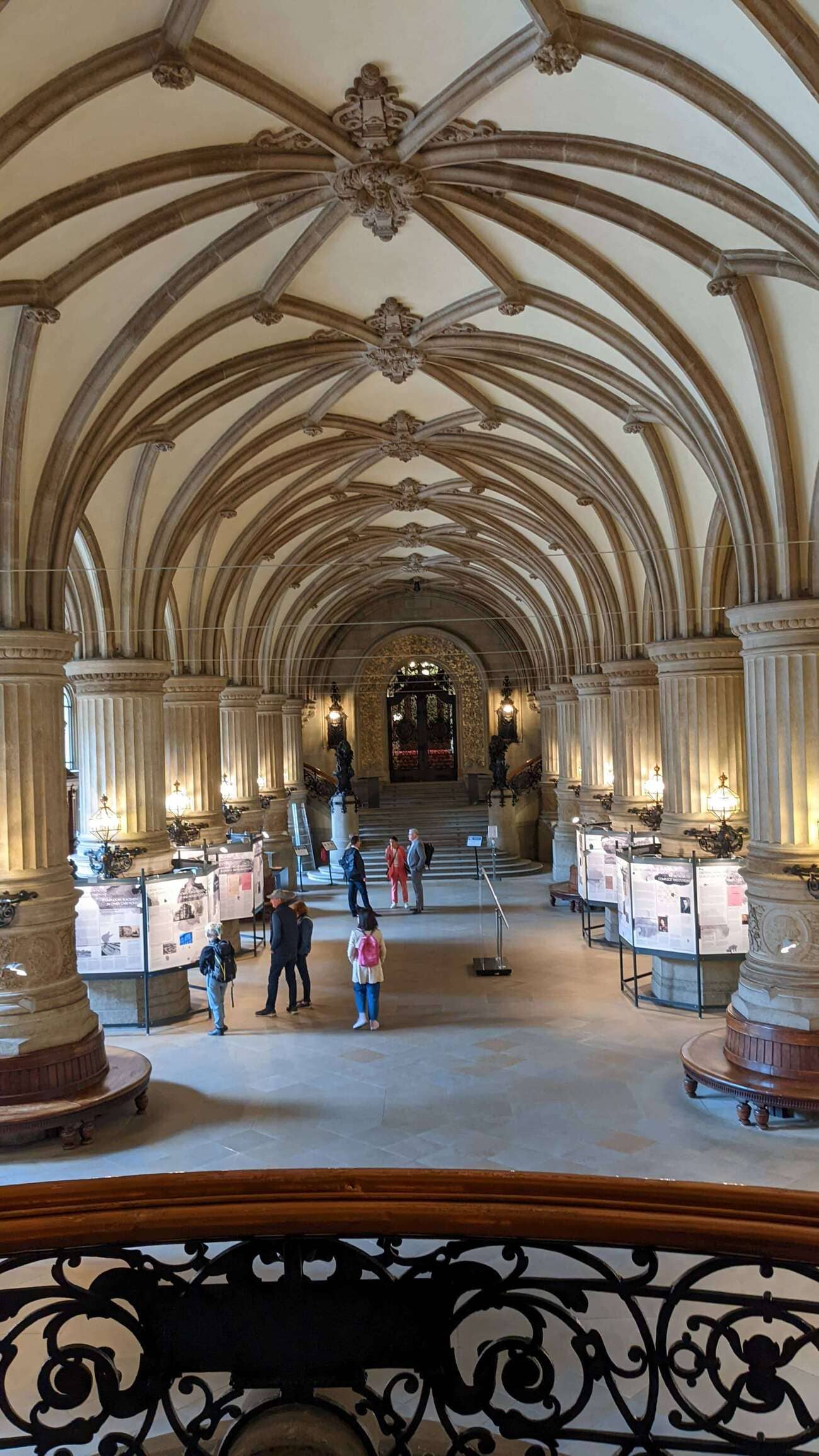 city_hall3