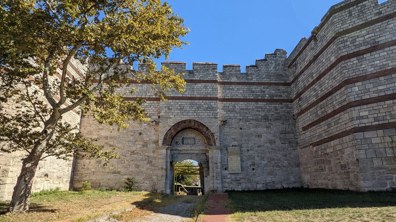 roman_walls2