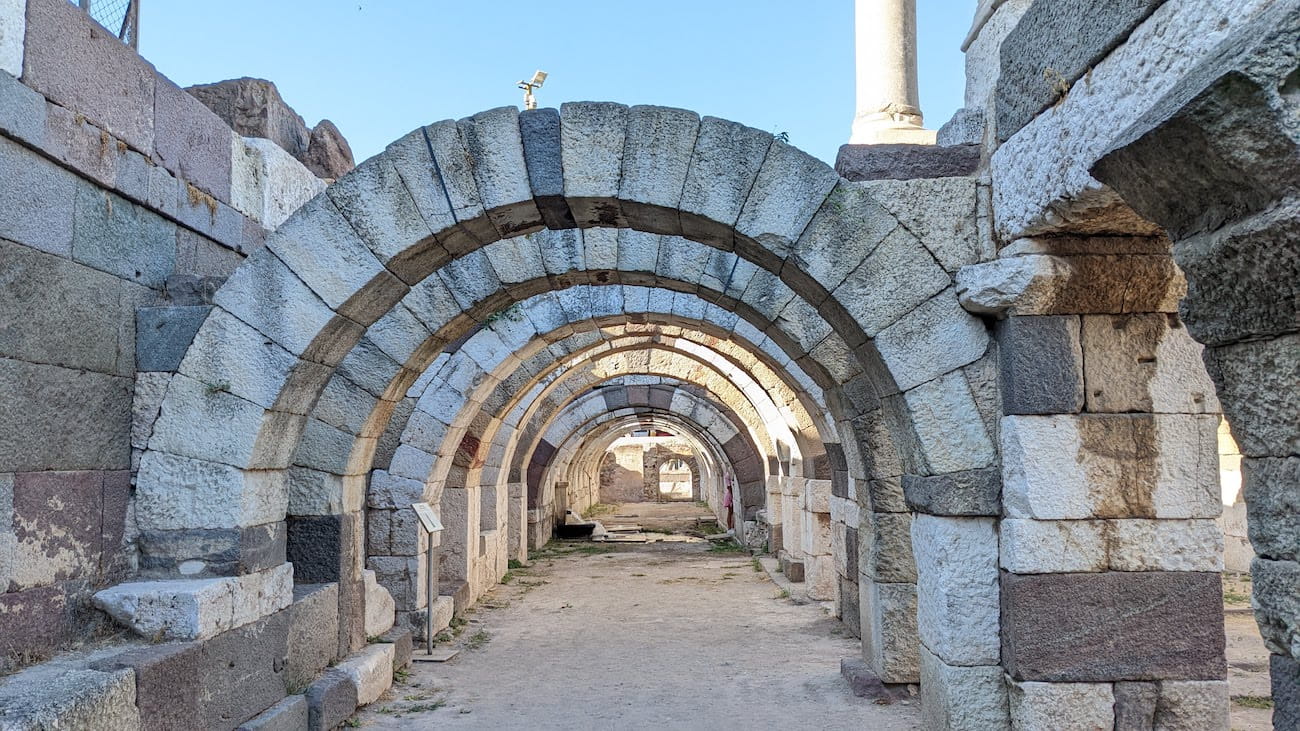 agora4