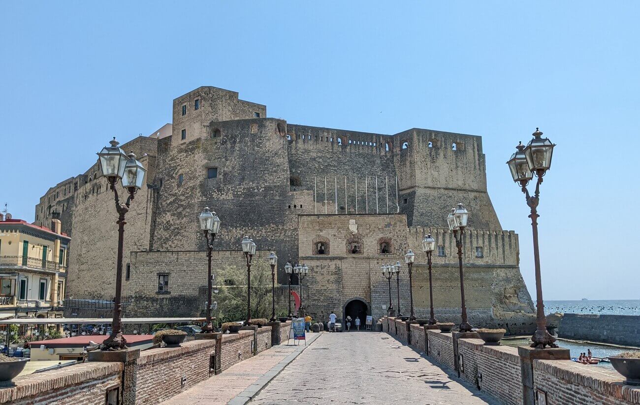 castel_dell_ovo1