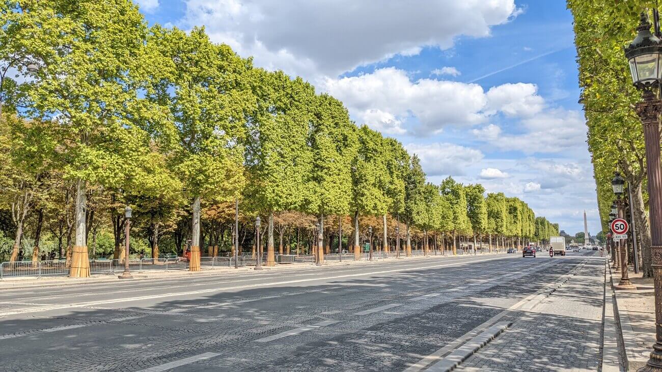champs_elysees2