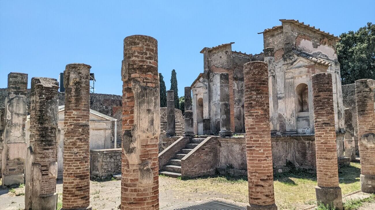 tempio_di_iside1