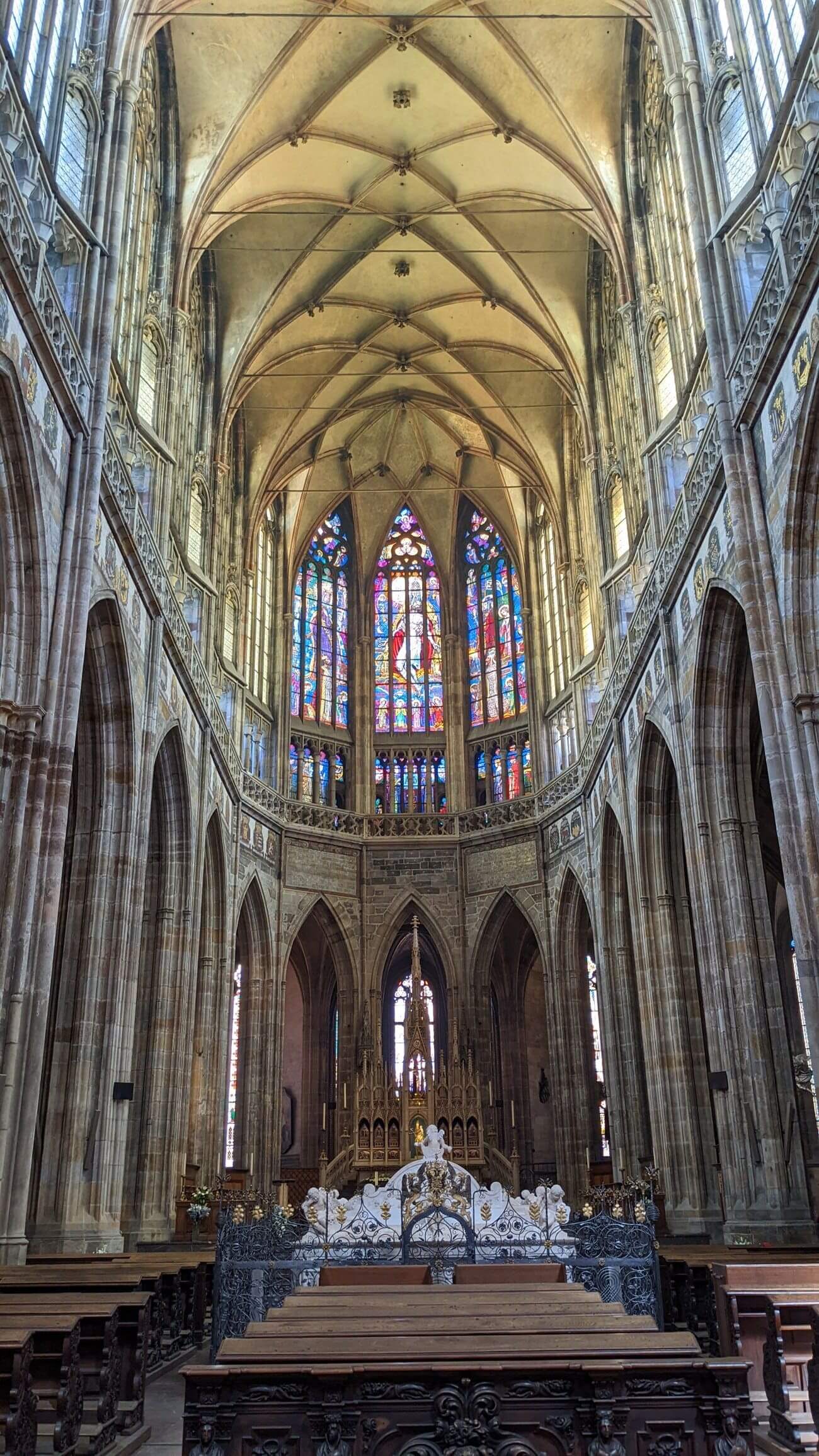 castle_cathedral3